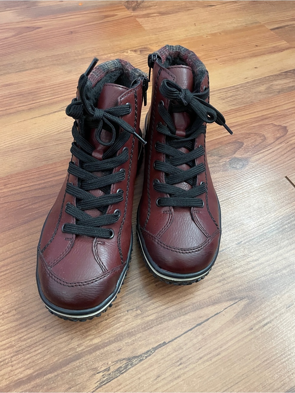 Women’s Burgundy Lace-Up Ankle Boots